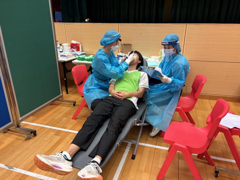 到校中學生護齒活動
