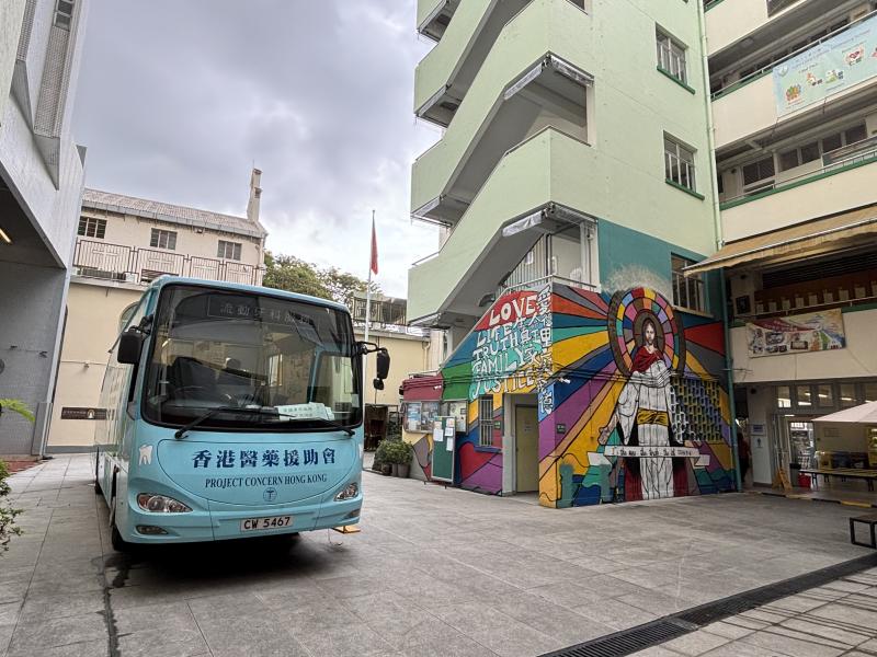 到校中學生護齒活動